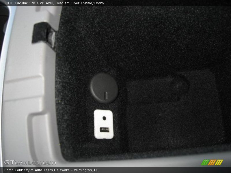 Radiant Silver / Shale/Ebony 2010 Cadillac SRX 4 V6 AWD