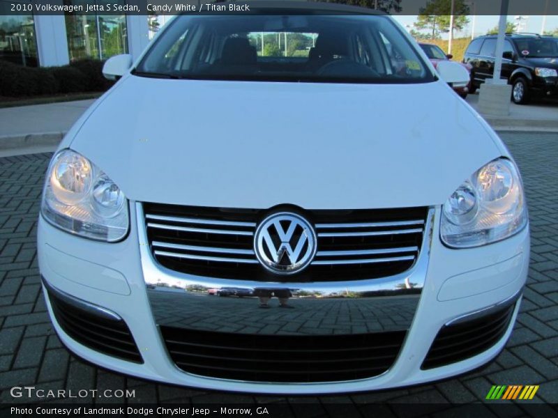 Candy White / Titan Black 2010 Volkswagen Jetta S Sedan