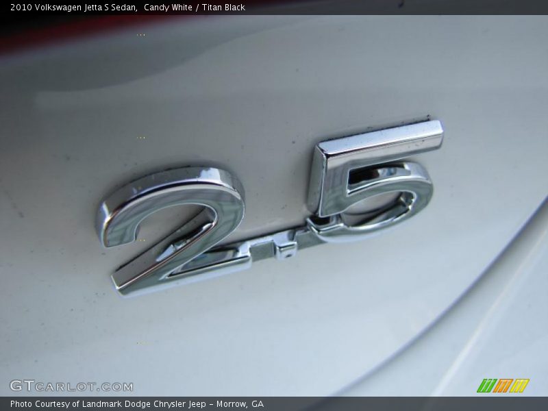 Candy White / Titan Black 2010 Volkswagen Jetta S Sedan