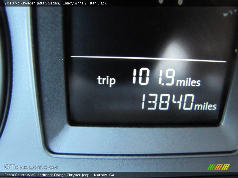 Candy White / Titan Black 2010 Volkswagen Jetta S Sedan