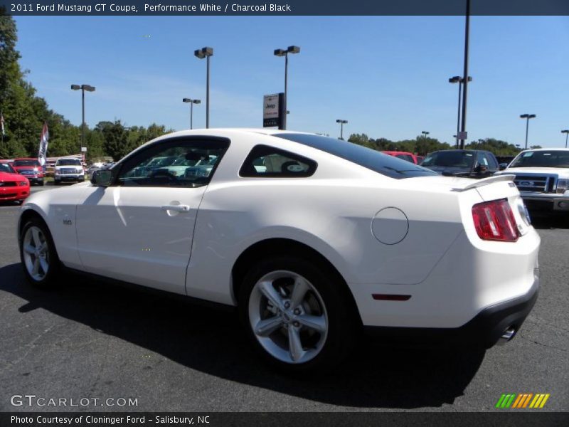 Performance White / Charcoal Black 2011 Ford Mustang GT Coupe