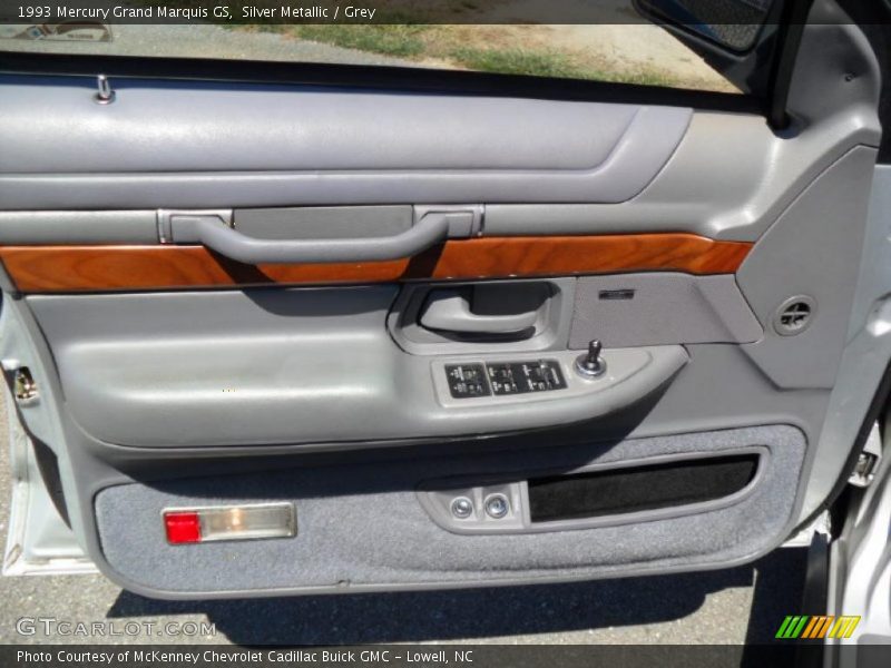 Silver Metallic / Grey 1993 Mercury Grand Marquis GS