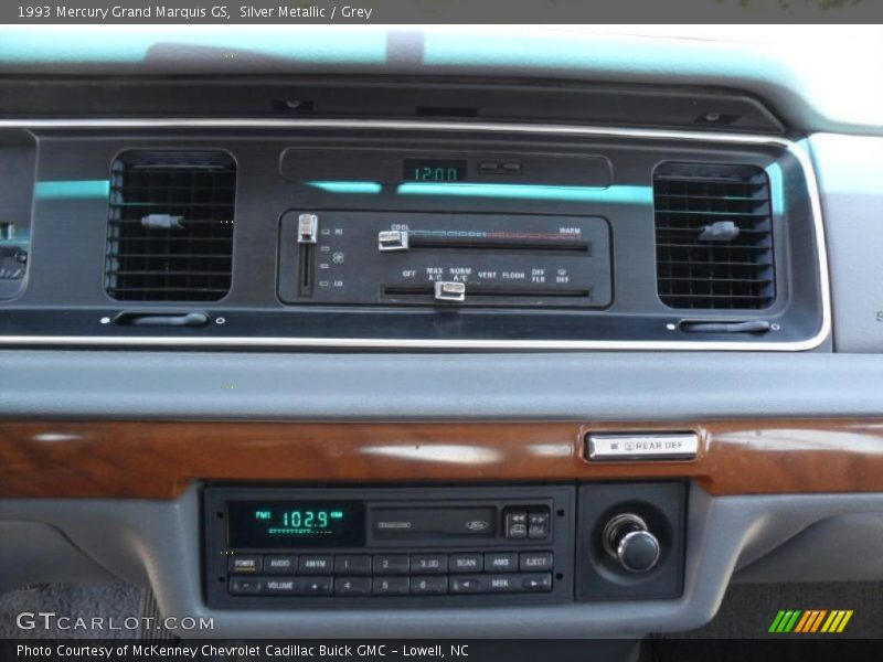 Silver Metallic / Grey 1993 Mercury Grand Marquis GS