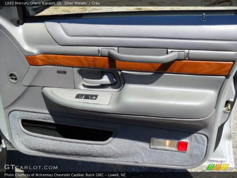 Silver Metallic / Grey 1993 Mercury Grand Marquis GS