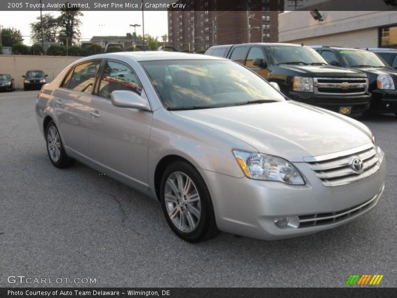 Silver Pine Mica / Graphite Gray 2005 Toyota Avalon Limited