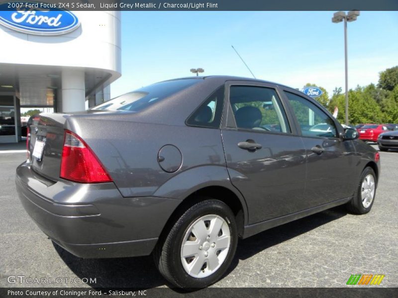 Liquid Grey Metallic / Charcoal/Light Flint 2007 Ford Focus ZX4 S Sedan
