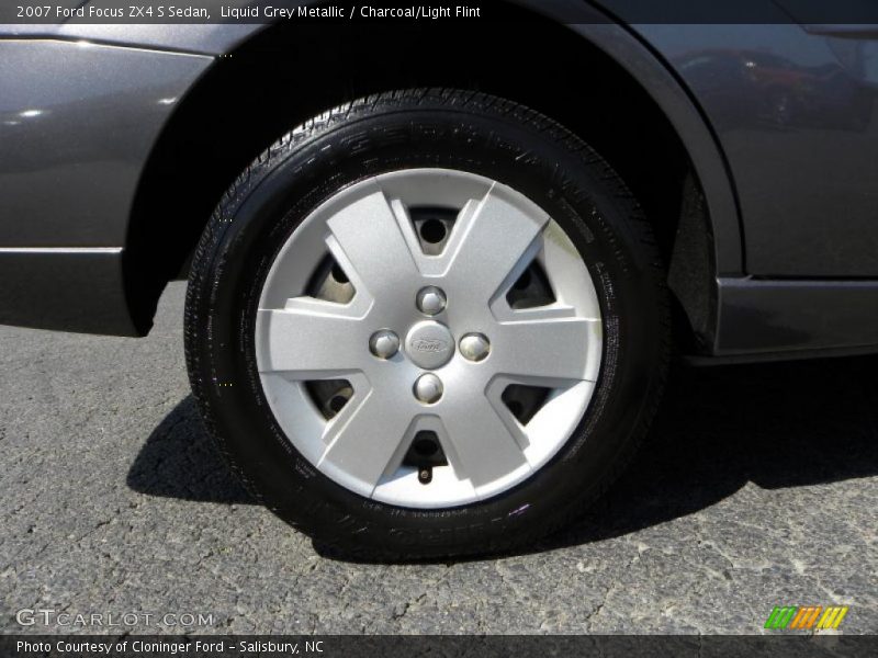 Liquid Grey Metallic / Charcoal/Light Flint 2007 Ford Focus ZX4 S Sedan