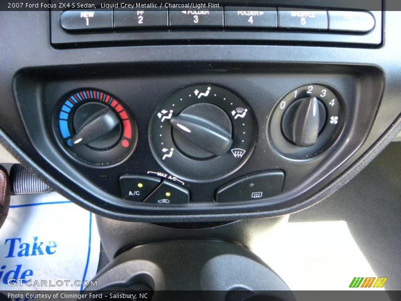 Liquid Grey Metallic / Charcoal/Light Flint 2007 Ford Focus ZX4 S Sedan