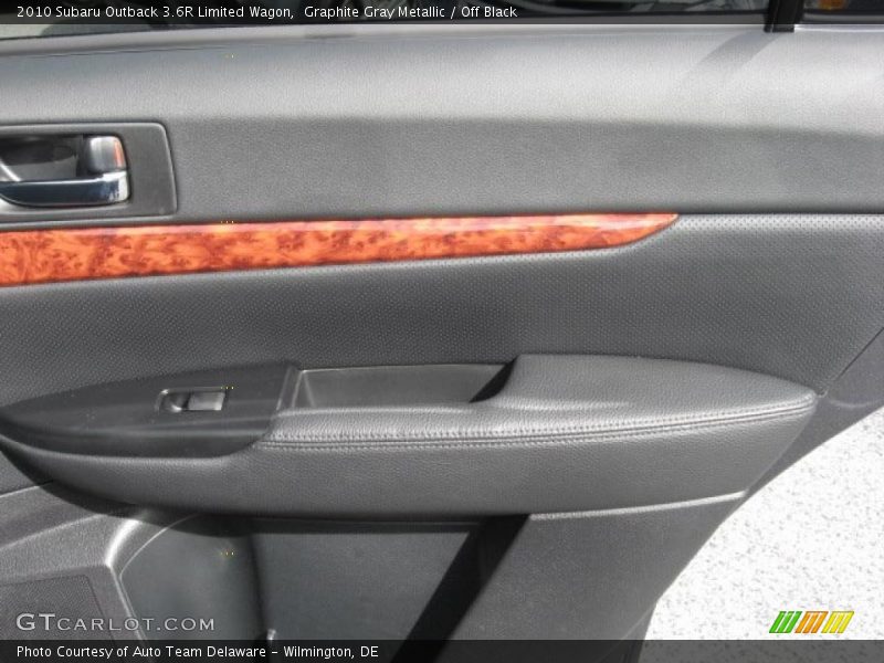 Graphite Gray Metallic / Off Black 2010 Subaru Outback 3.6R Limited Wagon