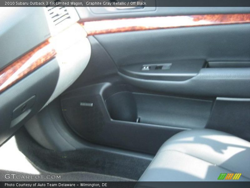 Graphite Gray Metallic / Off Black 2010 Subaru Outback 3.6R Limited Wagon