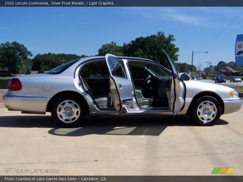 Silver Frost Metallic / Light Graphite 2002 Lincoln Continental