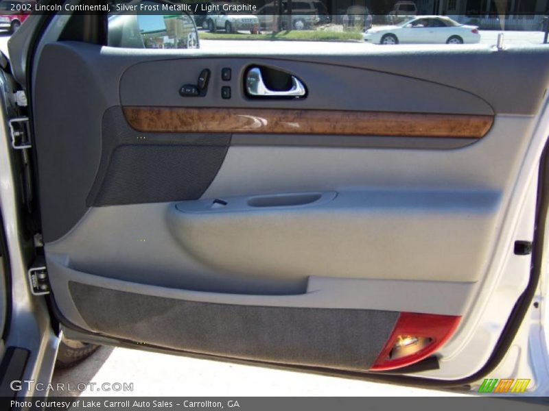 Silver Frost Metallic / Light Graphite 2002 Lincoln Continental
