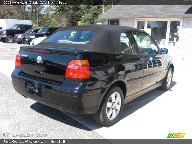 Black / Beige 2002 Volkswagen Cabrio GLX
