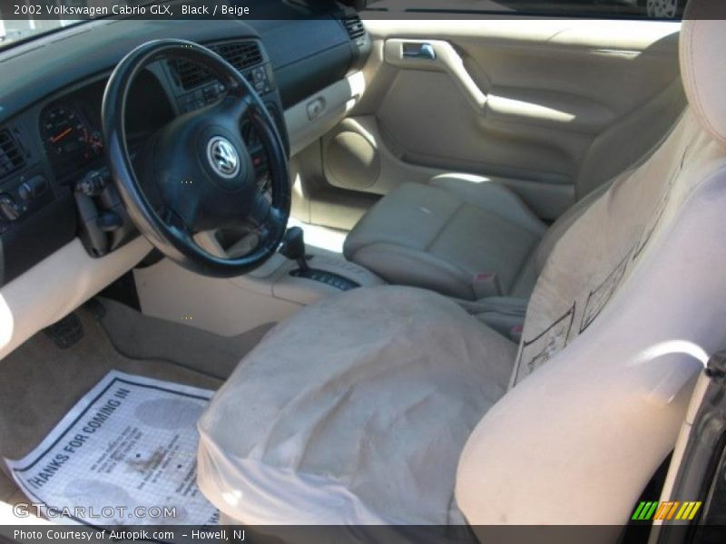 Black / Beige 2002 Volkswagen Cabrio GLX