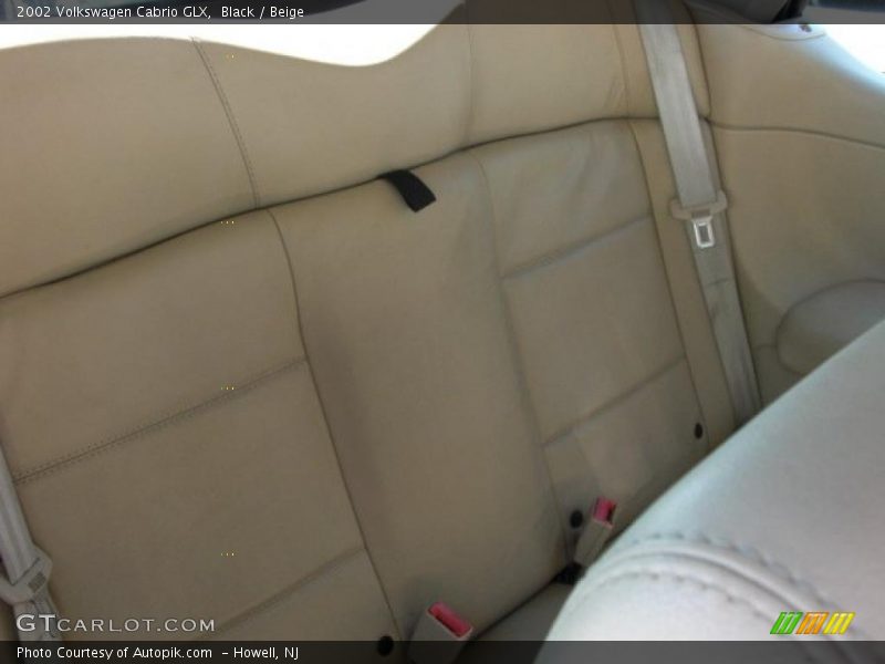 Black / Beige 2002 Volkswagen Cabrio GLX