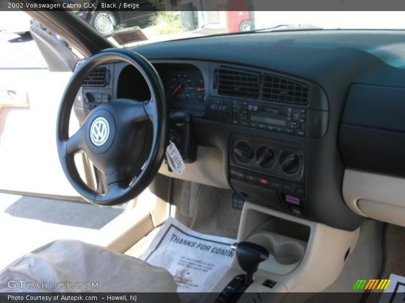 Black / Beige 2002 Volkswagen Cabrio GLX