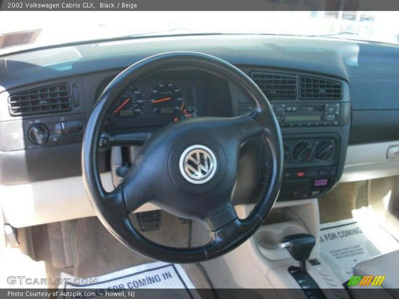 Black / Beige 2002 Volkswagen Cabrio GLX
