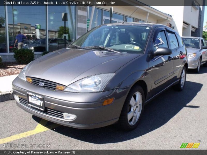 Liquid Grey Metallic / Medium Graphite 2004 Ford Focus ZX5 Hatchback