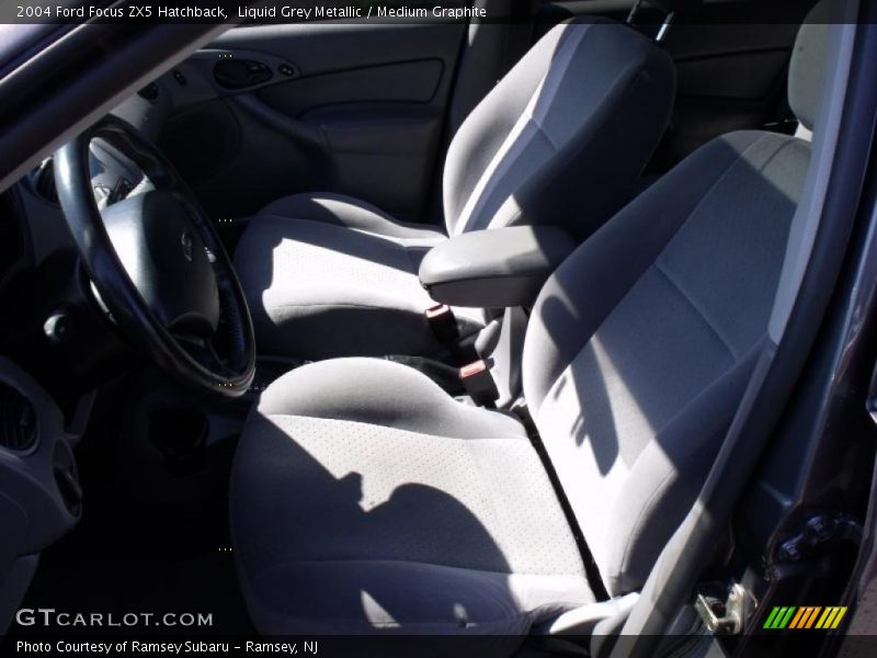 Liquid Grey Metallic / Medium Graphite 2004 Ford Focus ZX5 Hatchback