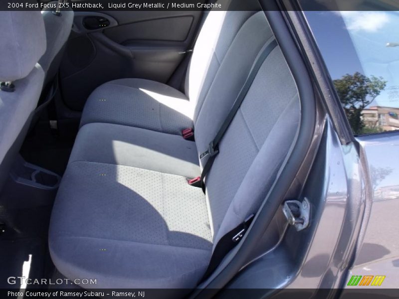 Liquid Grey Metallic / Medium Graphite 2004 Ford Focus ZX5 Hatchback