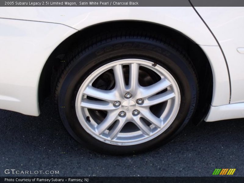 Satin White Pearl / Charcoal Black 2005 Subaru Legacy 2.5i Limited Wagon