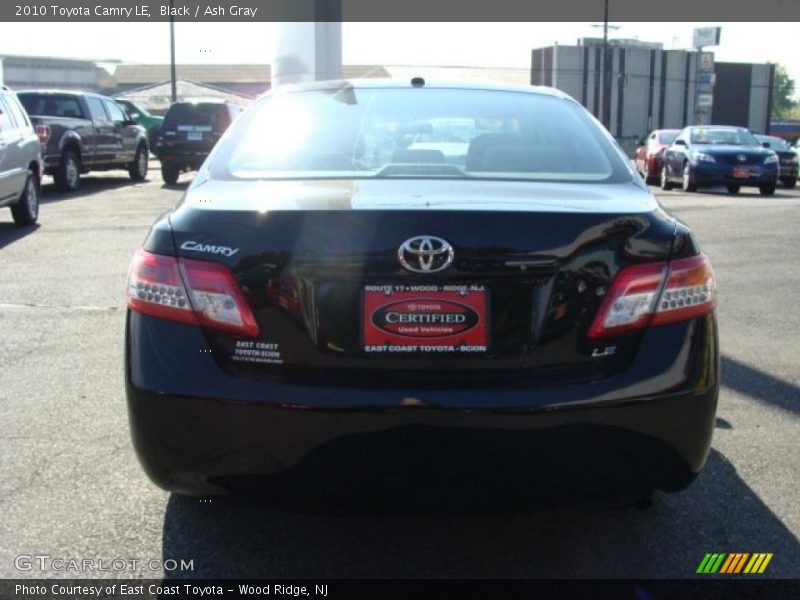 Black / Ash Gray 2010 Toyota Camry LE