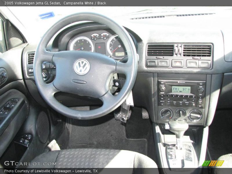 Campanella White / Black 2005 Volkswagen Jetta GL Sedan