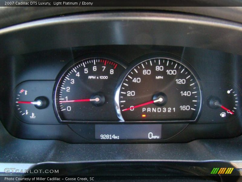 Light Platinum / Ebony 2007 Cadillac DTS Luxury
