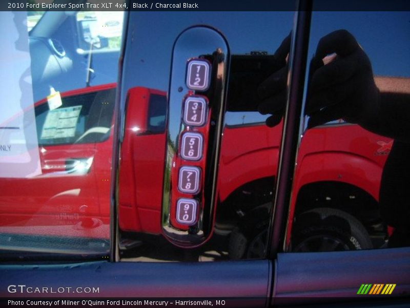 Black / Charcoal Black 2010 Ford Explorer Sport Trac XLT 4x4