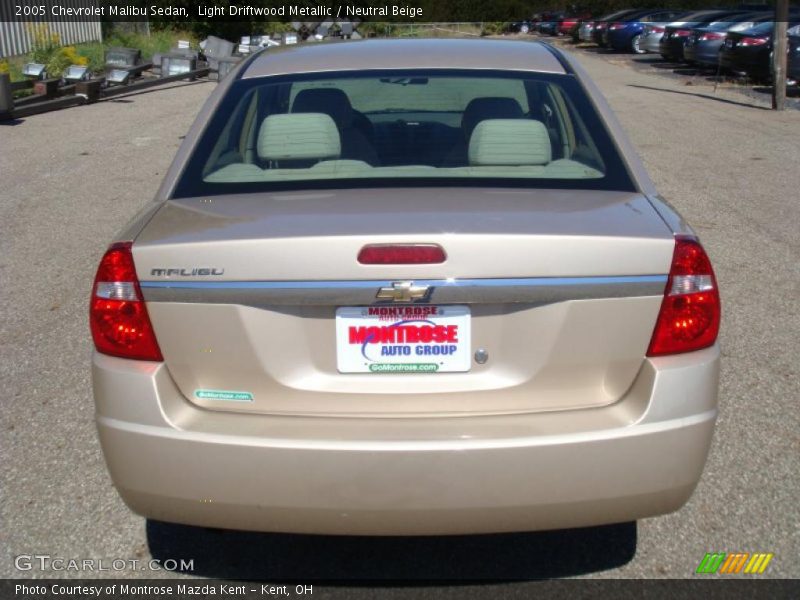 Light Driftwood Metallic / Neutral Beige 2005 Chevrolet Malibu Sedan