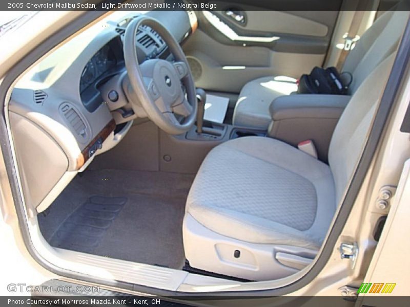 Light Driftwood Metallic / Neutral Beige 2005 Chevrolet Malibu Sedan