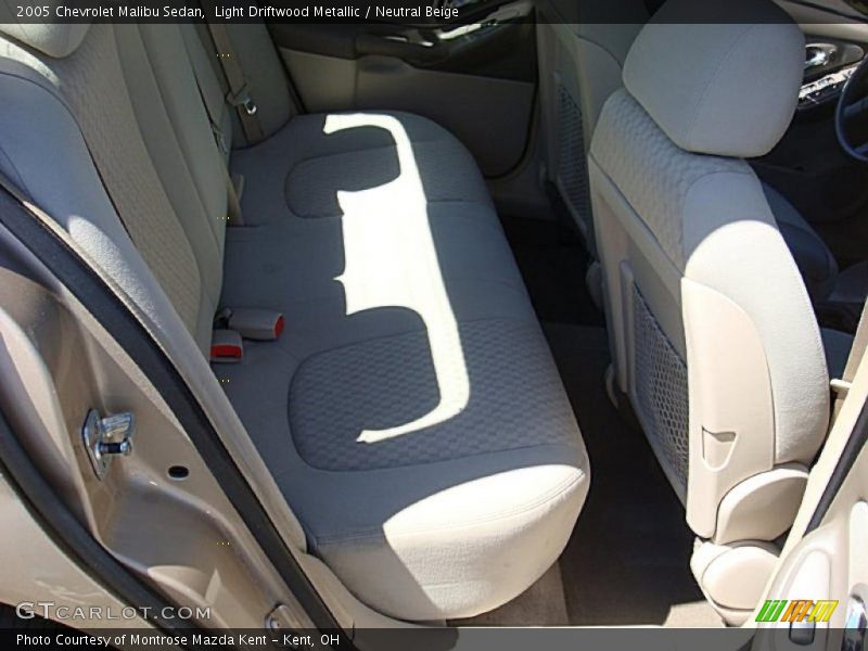Light Driftwood Metallic / Neutral Beige 2005 Chevrolet Malibu Sedan
