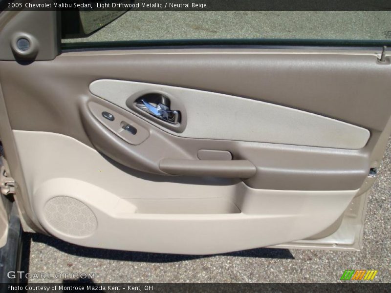 Light Driftwood Metallic / Neutral Beige 2005 Chevrolet Malibu Sedan