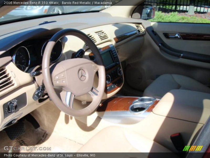 Barolo Red Metallic / Macadamia 2008 Mercedes-Benz R 350 4Matic