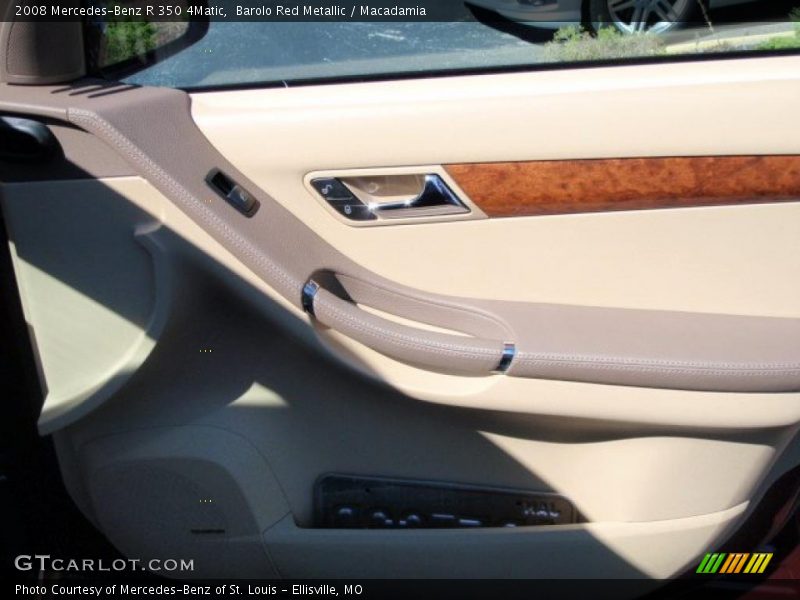 Barolo Red Metallic / Macadamia 2008 Mercedes-Benz R 350 4Matic