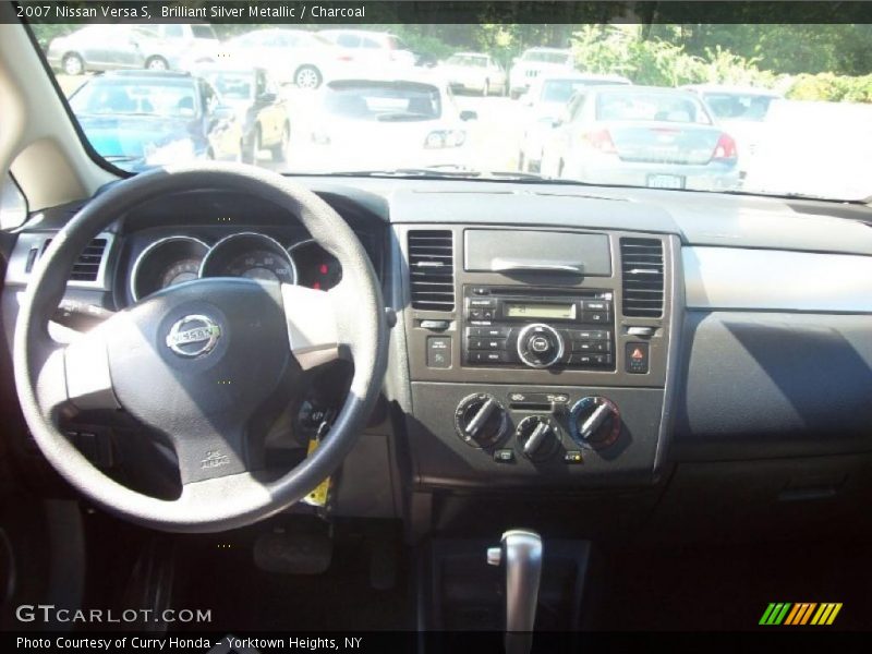 Brilliant Silver Metallic / Charcoal 2007 Nissan Versa S