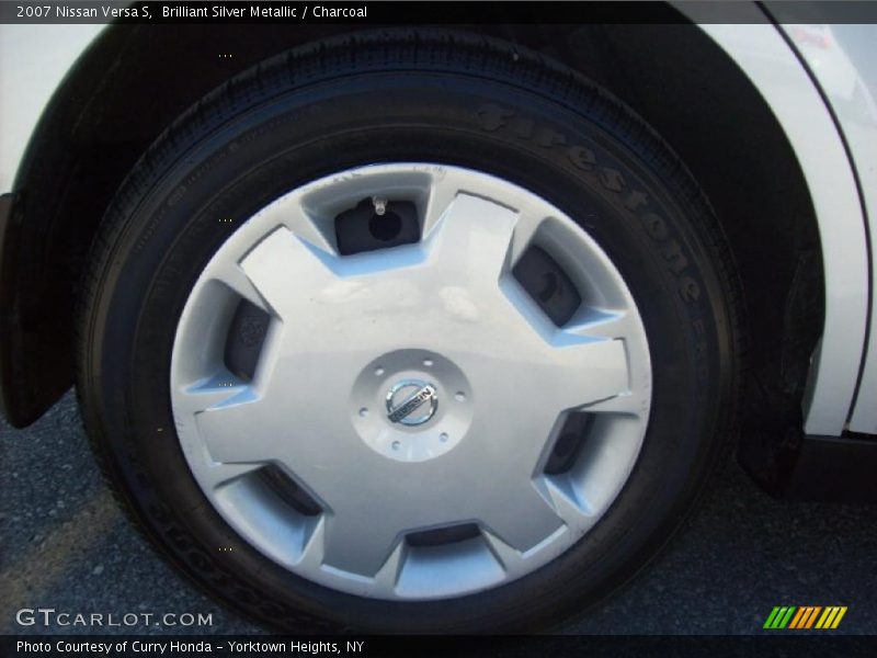 Brilliant Silver Metallic / Charcoal 2007 Nissan Versa S