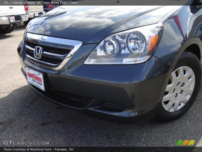 Sage Brush Pearl / Ivory 2006 Honda Odyssey LX