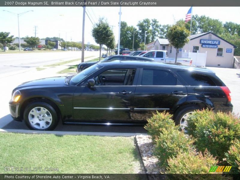 Brilliant Black Crystal Pearl / Dark Slate Gray/Light Graystone 2007 Dodge Magnum SE