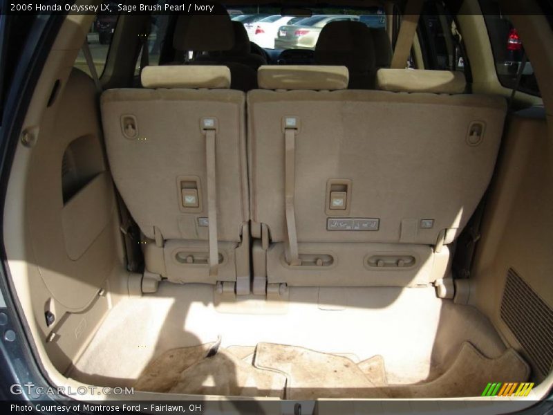 Sage Brush Pearl / Ivory 2006 Honda Odyssey LX
