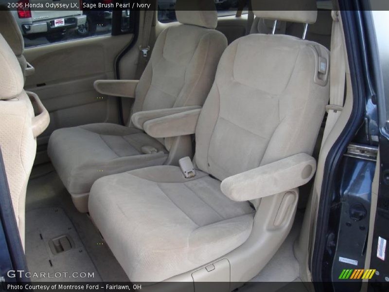 Sage Brush Pearl / Ivory 2006 Honda Odyssey LX