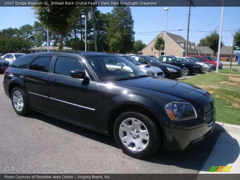 Brilliant Black Crystal Pearl / Dark Slate Gray/Light Graystone 2007 Dodge Magnum SE