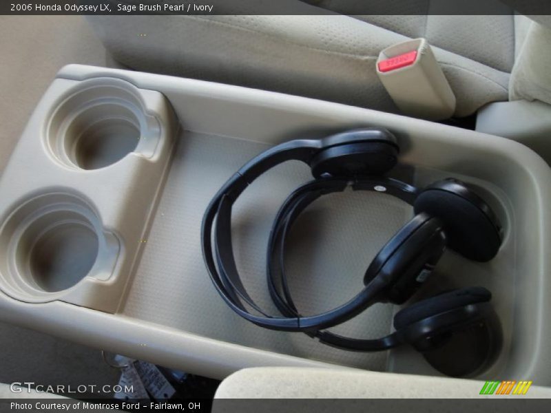 Sage Brush Pearl / Ivory 2006 Honda Odyssey LX