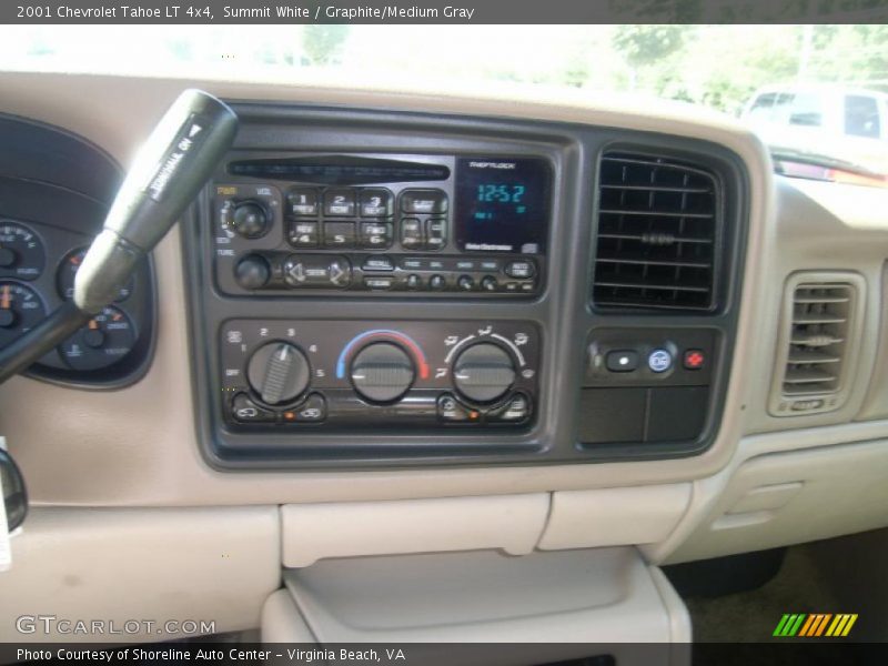 Summit White / Graphite/Medium Gray 2001 Chevrolet Tahoe LT 4x4