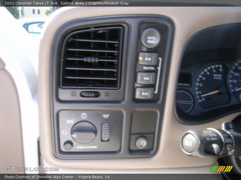 Summit White / Graphite/Medium Gray 2001 Chevrolet Tahoe LT 4x4