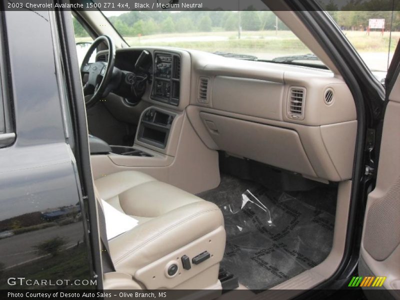 Black / Medium Neutral 2003 Chevrolet Avalanche 1500 Z71 4x4