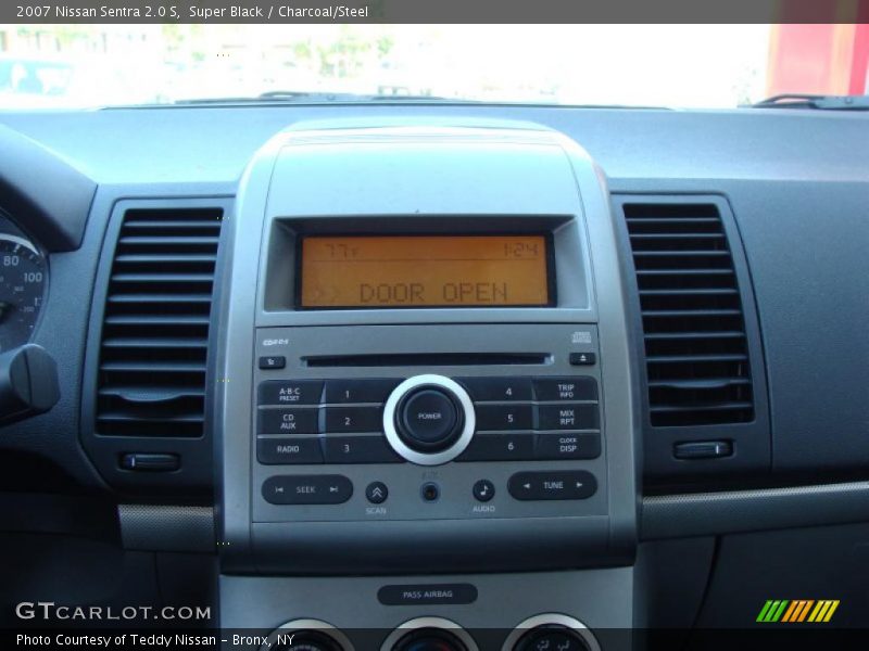 Super Black / Charcoal/Steel 2007 Nissan Sentra 2.0 S