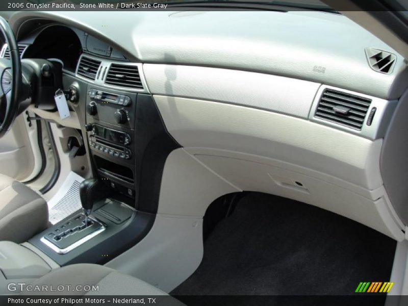 Stone White / Dark Slate Gray 2006 Chrysler Pacifica
