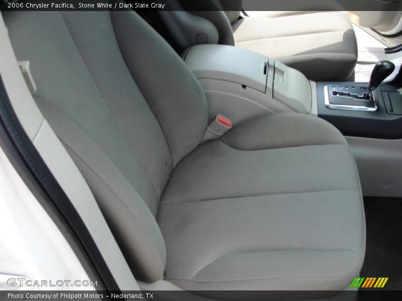 Stone White / Dark Slate Gray 2006 Chrysler Pacifica