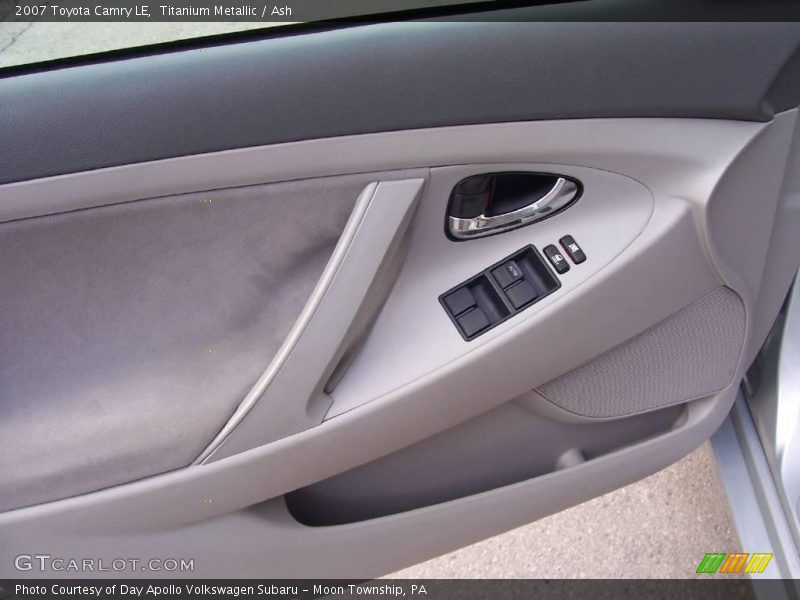 Titanium Metallic / Ash 2007 Toyota Camry LE